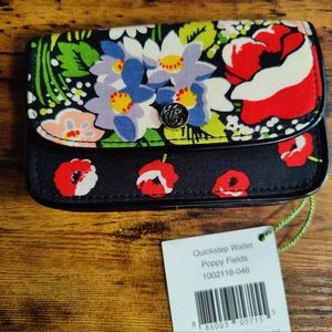 NWT Vera Bradley Quickstep Wallet Poppy Fields